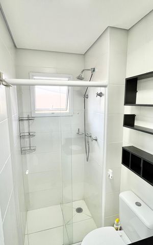 Apartamento à venda com 56m², 2 quartos e 2 vagas Apartamento à venda com 56m², 2 quartos e 2 vagasBanheiro da Suíte