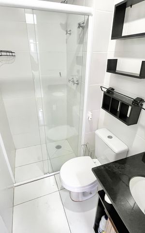 Apartamento à venda com 56m², 2 quartos e 2 vagas Apartamento à venda com 56m², 2 quartos e 2 vagasBanheiro social