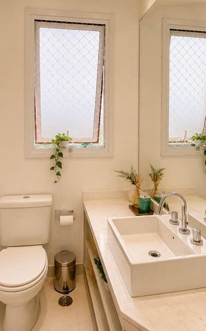 Apartamento à venda com 129m², 3 quartos e 3 vagas Apartamento à venda com 129m², 3 quartos e 3 vagasBanheiro da suíte 2
