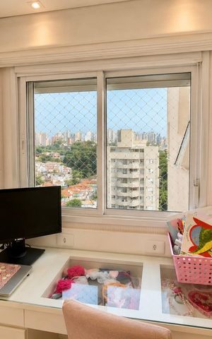 Apartamento à venda com 129m², 3 quartos e 3 vagas Apartamento à venda com 129m², 3 quartos e 3 vagasSuíte 3