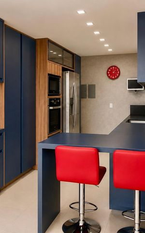 Apartamento à venda com 129m², 3 quartos e 3 vagas Apartamento à venda com 129m², 3 quartos e 3 vagasCozinha