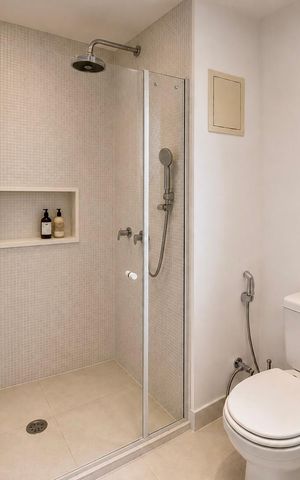 Apartamento à venda com 129m², 3 quartos e 3 vagas Apartamento à venda com 129m², 3 quartos e 3 vagasBanheiro da suíte 2