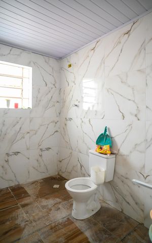Casa para alugar com 130m², 3 quartos e 1 vaga Casa para alugar com 130m², 3 quartos e 1 vagaBanheiro social
