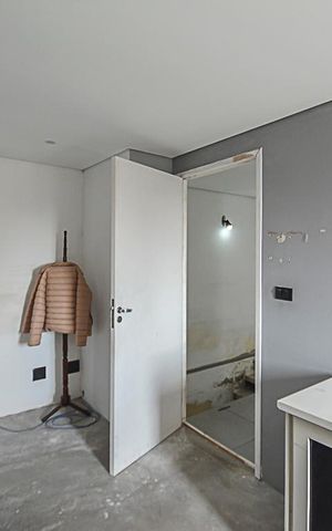 Casa para alugar com 300m², 5 quartos e 2 vagas Casa para alugar com 300m², 5 quartos e 2 vagasQuarto 4