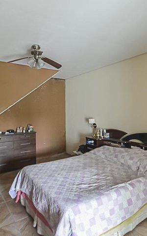 Casa para alugar com 300m², 5 quartos e 2 vagas Casa para alugar com 300m², 5 quartos e 2 vagasQuarto Suíte