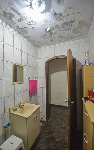 Casa para alugar com 300m², 5 quartos e 2 vagas Casa para alugar com 300m², 5 quartos e 2 vagasLavabo