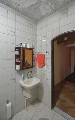 Casa para alugar com 300m², 5 quartos e 2 vagas Casa para alugar com 300m², 5 quartos e 2 vagasBanheiro da Suíte