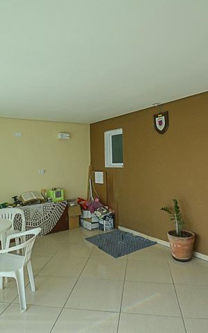 Casa para alugar com 300m², 5 quartos e 2 vagas Casa para alugar com 300m², 5 quartos e 2 vagasSacada