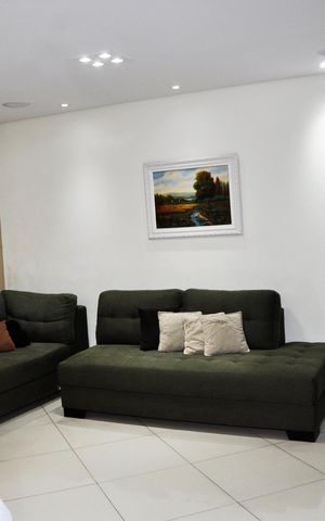 Casa à venda com 418m², 3 quartos e 1 vaga Casa à venda com 418m², 3 quartos e 1 vagaDetalhe - Sala e Sala de Jantar