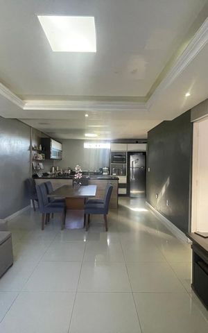 Casa à venda com 130m², 2 quartos e 2 vagas