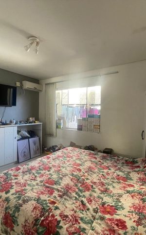 Casa à venda com 130m², 2 quartos e 2 vagas