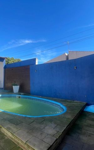 Casa à venda com 130m², 2 quartos e 2 vagas