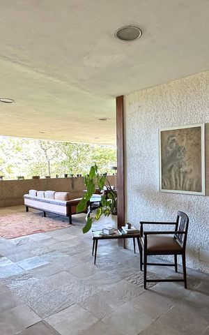 Casa à venda com 1000m², 3 quartos e 2 vagas Casa à venda com 1000m², 3 quartos e 2 vagasÁrea externa