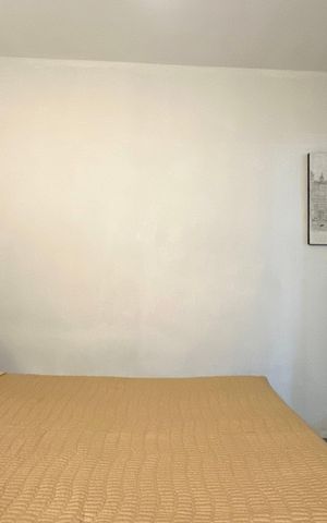 Casa à venda com 1000m², 3 quartos e 2 vagas Casa à venda com 1000m², 3 quartos e 2 vagasEdícula