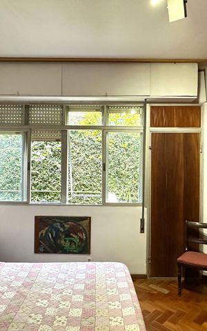 Casa à venda com 1000m², 3 quartos e 2 vagas Casa à venda com 1000m², 3 quartos e 2 vagasSuíte