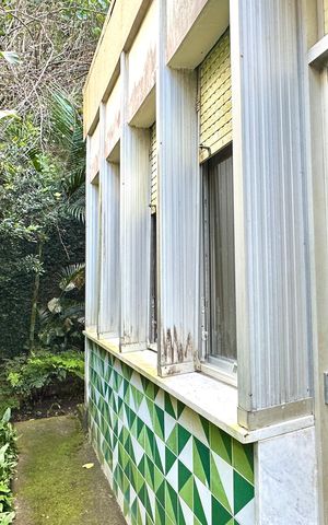 Casa à venda com 1000m², 3 quartos e 2 vagas Casa à venda com 1000m², 3 quartos e 2 vagasÁrea externa