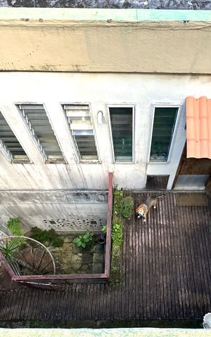 Casa à venda com 1000m², 3 quartos e 2 vagas Casa à venda com 1000m², 3 quartos e 2 vagasÁrea externa