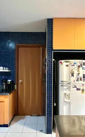 Casa à venda com 1000m², 3 quartos e 2 vagas Casa à venda com 1000m², 3 quartos e 2 vagasCozinha