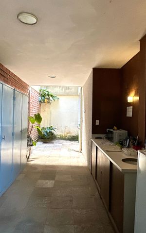 Casa à venda com 1000m², 3 quartos e 2 vagas Casa à venda com 1000m², 3 quartos e 2 vagasCozinha