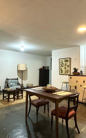 Casa à venda com 1000m², 3 quartos e 2 vagas Casa à venda com 1000m², 3 quartos e 2 vagasEdícula