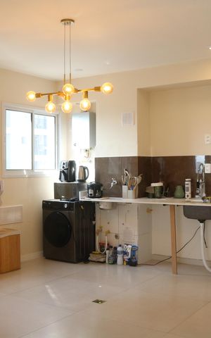 Apartamento à venda com 55m², 2 quartos e 1 vagaCozinha e Área de Serviço
