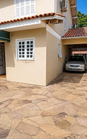 Casa para alugar com 340m², 5 quartos e 3 vagas Casa para alugar com 340m², 5 quartos e 3 vagasÁrea comum