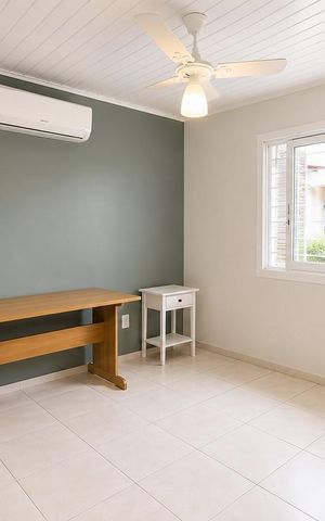 Casa para alugar com 340m², 5 quartos e 3 vagas Casa para alugar com 340m², 5 quartos e 3 vagasQuarto