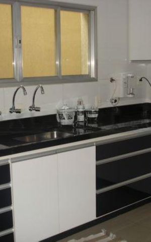 Casa à venda com 115m², 3 quartos e 2 vagas