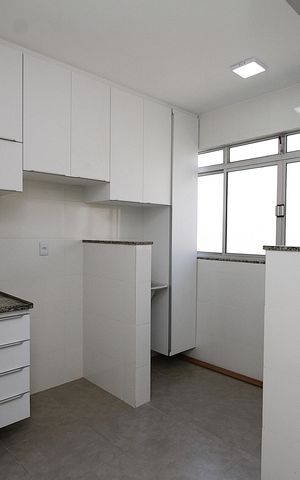 Apartamento para alugar com 83m², 3 quartos e 2 vagasCozinha
