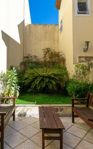 Casa de condomínio à venda com 133m², 3 quartos e 3 vagas Casa de condomínio à venda com 133m², 3 quartos e 3 vagasÁrea comum