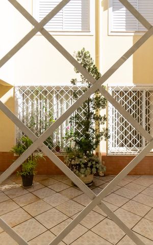 Casa de condomínio à venda com 133m², 3 quartos e 3 vagas Casa de condomínio à venda com 133m², 3 quartos e 3 vagasVista da Sala