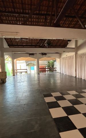 Casa para alugar com 400m², 2 quartos e 1 vagaÁrea comum - Salão de festas