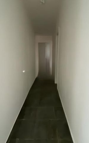 Casa para alugar com 180m², 3 quartos e 2 vagasCorredor
