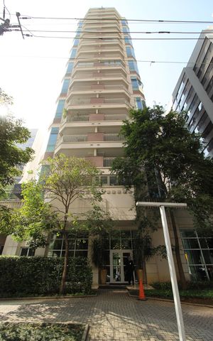 Apartamento à venda com 40m², 1 quarto e 1 vagaFachada