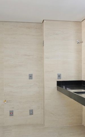 Apartamento à venda com 93m², 3 quartos e 2 vagas Apartamento à venda com 93m², 3 quartos e 2 vagasCozinha e Área de Serviço