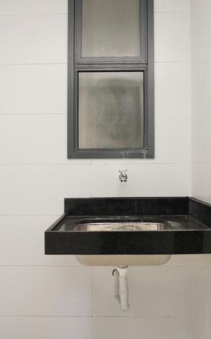 Apartamento à venda com 93m², 3 quartos e 2 vagas Apartamento à venda com 93m², 3 quartos e 2 vagasCozinha e Área de Serviço