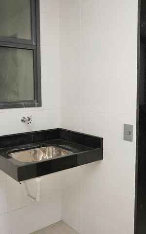Apartamento à venda com 93m², 3 quartos e 2 vagas Apartamento à venda com 93m², 3 quartos e 2 vagasCozinha e Área de Serviço