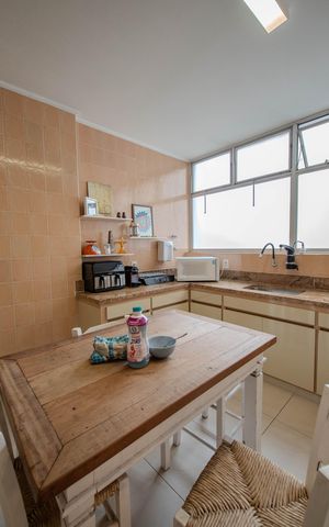 Apartamento à venda com 400m², 4 quartos e 4 vagasCozinha - Copa
