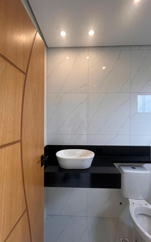 Casa à venda com 90m², 2 quartos e 1 vagaBanheiro da Suíte 2