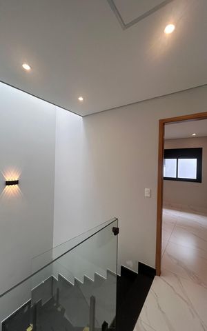 Casa à venda com 90m², 2 quartos e 1 vagaHall de distribuição 