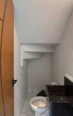 Casa à venda com 90m², 2 quartos e 1 vagaLavabo