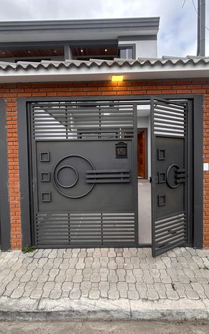 Casa à venda com 90m², 2 quartos e 1 vagaFachada Externa 