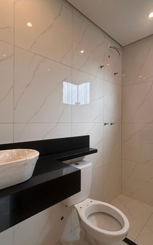 Casa à venda com 90m², 2 quartos e 1 vagaBanheiro da Suíte 2