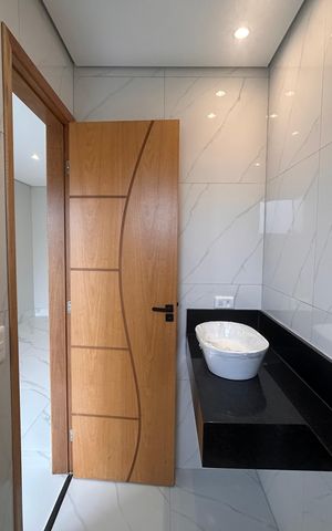 Casa à venda com 90m², 2 quartos e 1 vagaBanheiro da Suíte 2