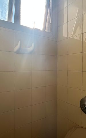 Apartamento à venda com 76m², 3 quartos e 1 vaga Apartamento à venda com 76m², 3 quartos e 1 vagaBanheiro de serviço