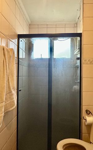 Apartamento à venda com 76m², 3 quartos e 1 vaga Apartamento à venda com 76m², 3 quartos e 1 vagaBanheiro