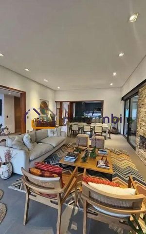 Casa à venda com 280m², 4 quartos e 2 vagas