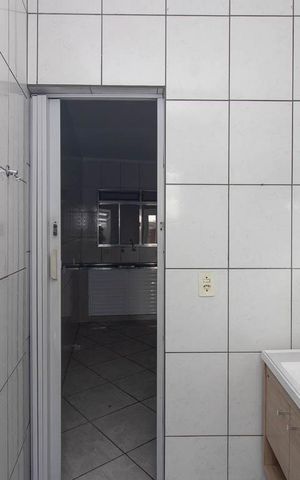 Casa para alugar com 90m², 2 quartos e sem vagaBanheiro