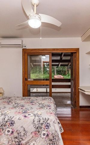 Casa para alugar com 311m², 4 quartos e 4 vagas