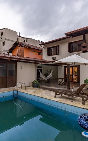 Casa para alugar com 311m², 4 quartos e 4 vagas